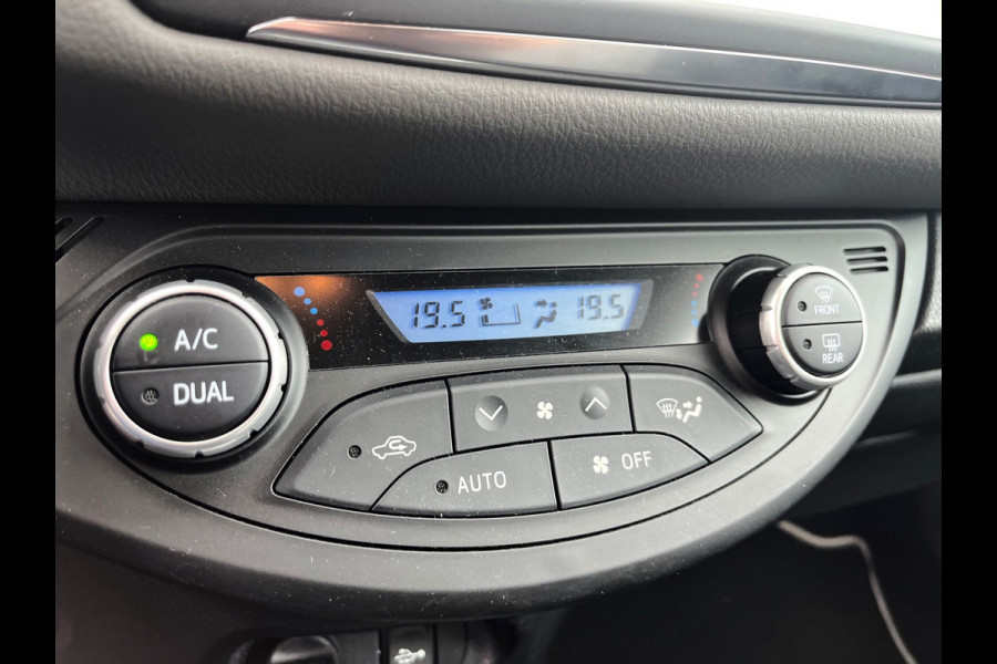 Toyota Yaris 1.5 VVT-i Dynamic Automaat, 16.000 km !