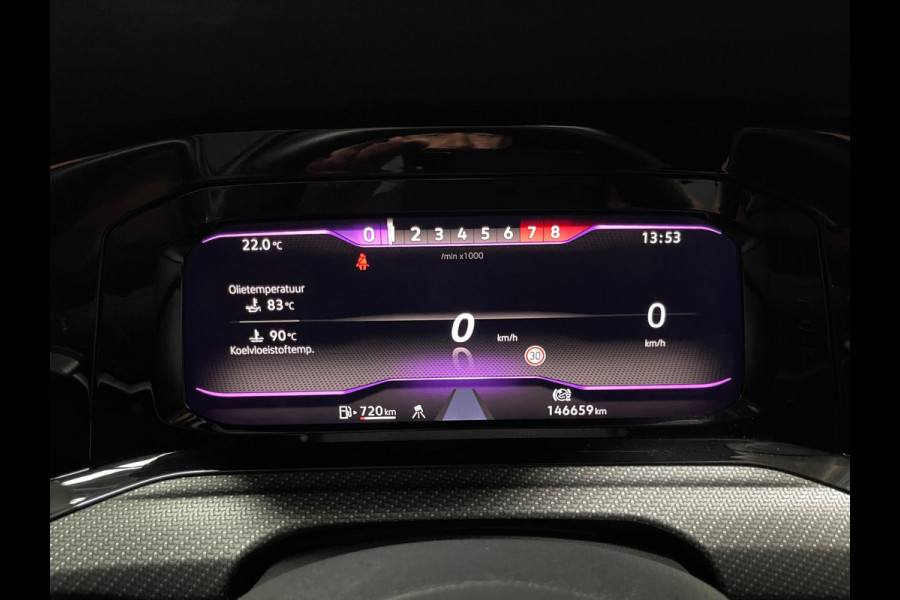 Volkswagen Golf 1.5 TSI R-Line Virtual Camra IQ Light Matrix LED