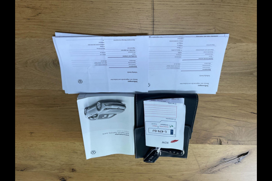 Volkswagen Golf 1.5 TSI R-Line Virtual Camra IQ Light Matrix LED