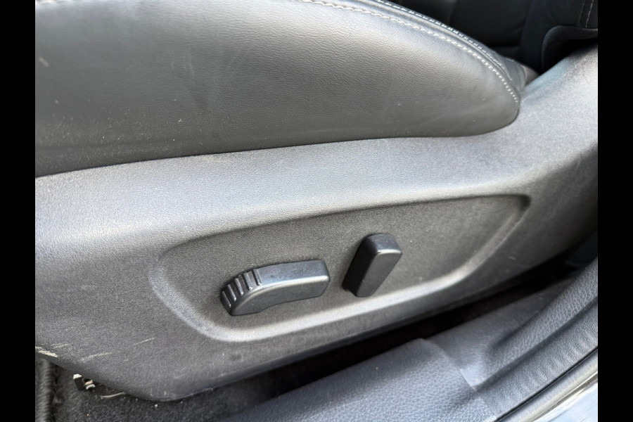 Nissan QASHQAI 1.3 DIG-T Premium Edition - Panodak - Leder - Navi - Trekhaak - Org.NL