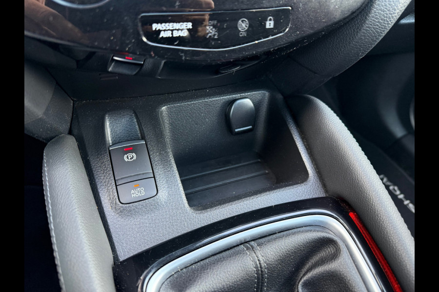 Nissan QASHQAI 1.3 DIG-T Premium Edition - Panodak - Leder - Navi - Trekhaak - Org.NL