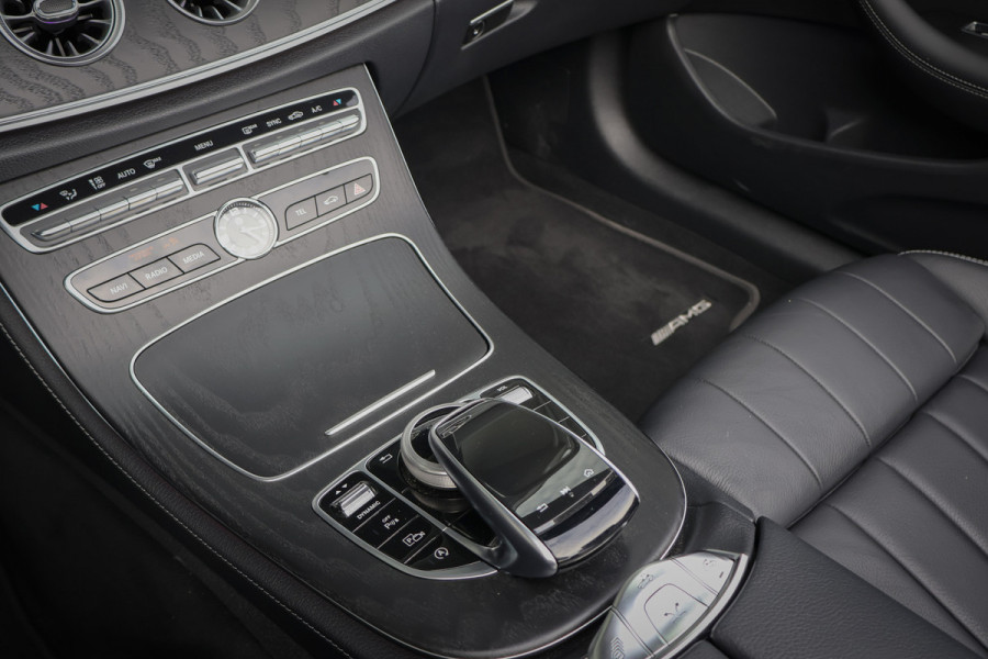 Mercedes-Benz E-Klasse Cabrio 200 Premium Plus AMG | STOELVERWARMING & NEKVERWARMING | SFEERVERLICHTING | 360 CAMERA | HEAD UP | STOELVERWARMING & NEKVERWARMING | SFEERVERLICHTING | 360 CAMERA | HEAD UP |