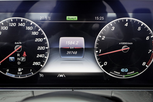 Mercedes-Benz E-Klasse Cabrio 200 Premium Plus AMG | STOELVERWARMING & NEKVERWARMING | SFEERVERLICHTING | 360 CAMERA | HEAD UP | STOELVERWARMING & NEKVERWARMING | SFEERVERLICHTING | 360 CAMERA | HEAD UP |