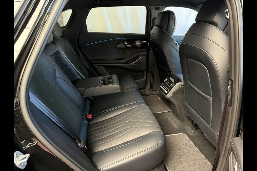 Omoda 9 OMODA 9 PREMIUM AWD 538 PK | LUXE PHEV SUV | 145 KM ELEKTRISCH | MASSAGE | VERWARMD & GEVENTILEERD 4WD 4X4
