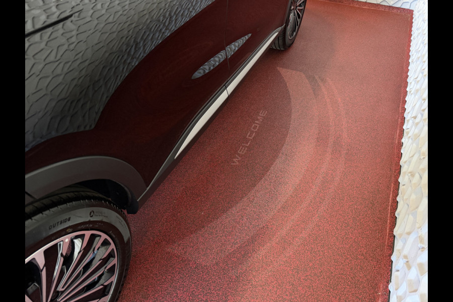 Omoda 9 OMODA 9 PREMIUM AWD 538 PK | LUXE PHEV SUV | 145 KM ELEKTRISCH | MASSAGE | VERWARMD & GEVENTILEERD 4WD 4X4