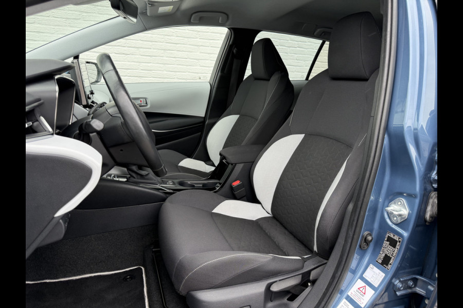 Toyota Corolla Touring Sports 1.8 Hybrid Dynamic | ACC | CarPlay | Camera | Keyless | 17 inch