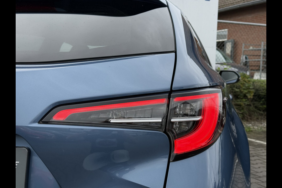 Toyota Corolla Touring Sports 1.8 Hybrid Dynamic | ACC | CarPlay | Camera | Keyless | 17 inch