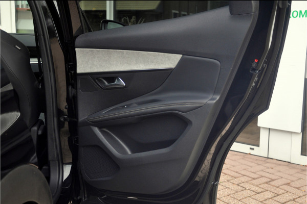 Peugeot 3008 1.2 PureTech 130 PK GT | Panoramadak | Black Pack | Eerste Eigenaar!