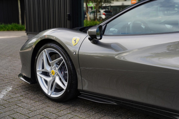Ferrari F8 Tributo 3.9 V8 HELE / 6 D.KM / Full Carbon Exterior / Full ADAS