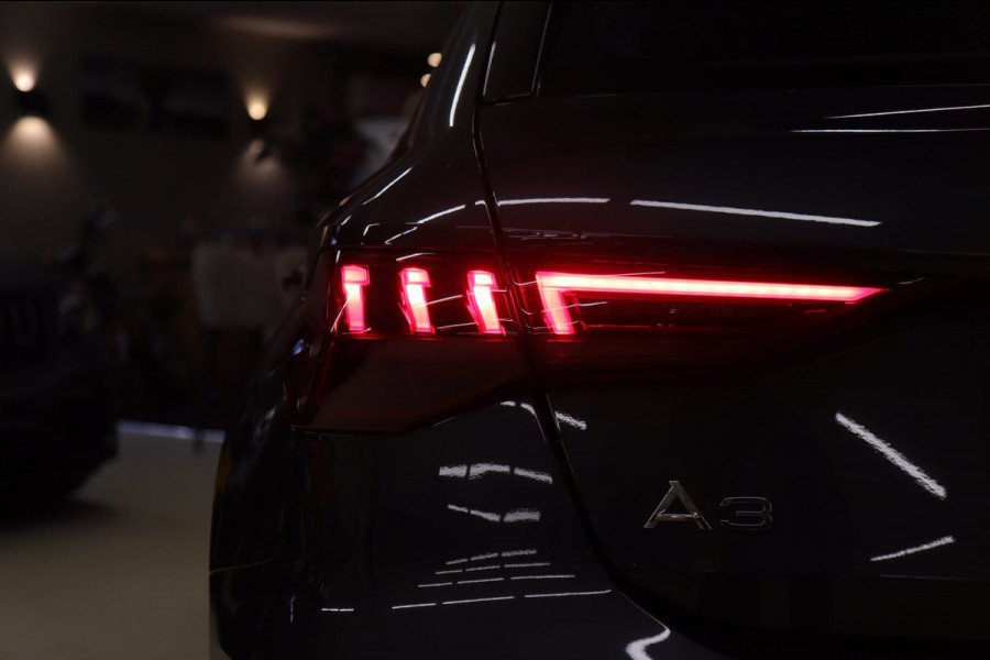 Audi A3 Sportback 30 TFSI Business edition NAP /CARPLAY/ACC/LANEASSIST/REMASSIST/SFEERVER/VOL