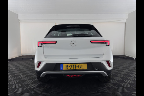Opel Mokka-e Elegance 50-kWh (3-Fase-11kW) {SoH-99%} *DIGI-COCKPIT | FULL-LED | CARPLAY | COMFORTSEATS | CAMERA | KEYLESS | DAB+ | ECC | CRUISE | 17''ALU*