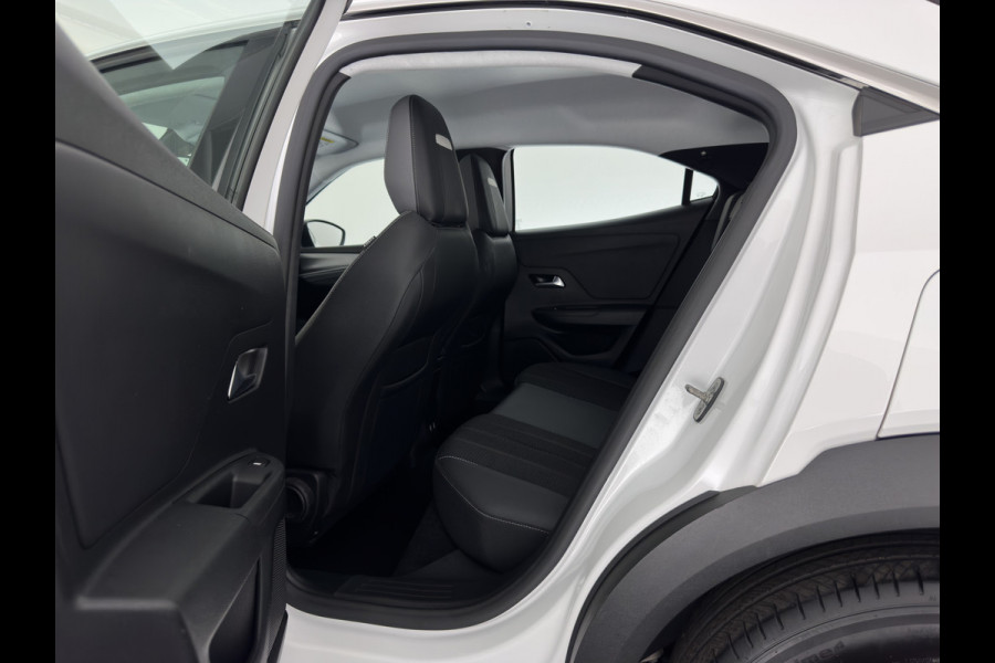 Opel Mokka-e Elegance 50-kWh (3-Fase-11kW) {SoH-99%} *DIGI-COCKPIT | FULL-LED | CARPLAY | COMFORTSEATS | CAMERA | KEYLESS | DAB+ | ECC | CRUISE | 17''ALU*