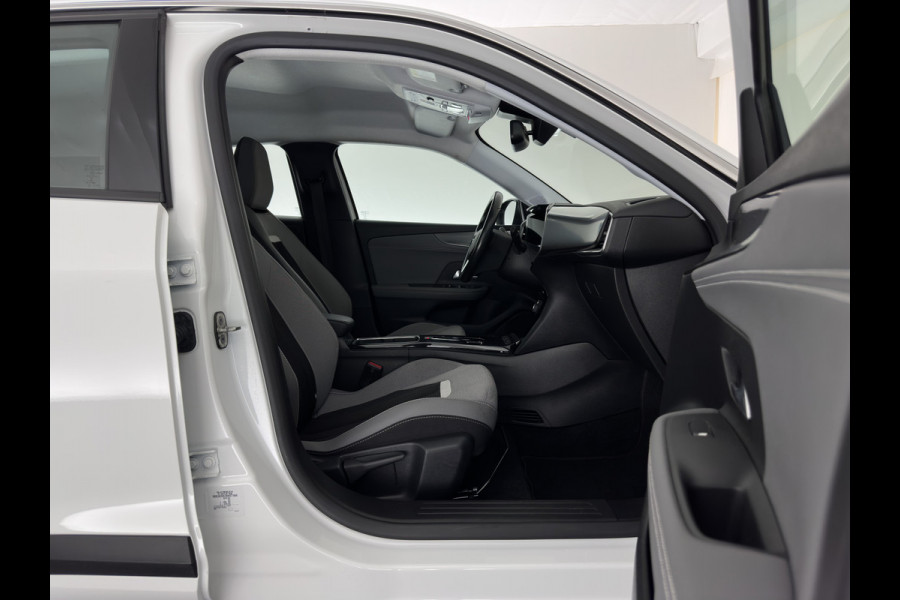 Opel Mokka-e Elegance 50-kWh (3-Fase-11kW) {SoH-99%} *DIGI-COCKPIT | FULL-LED | CARPLAY | COMFORTSEATS | CAMERA | KEYLESS | DAB+ | ECC | CRUISE | 17''ALU*