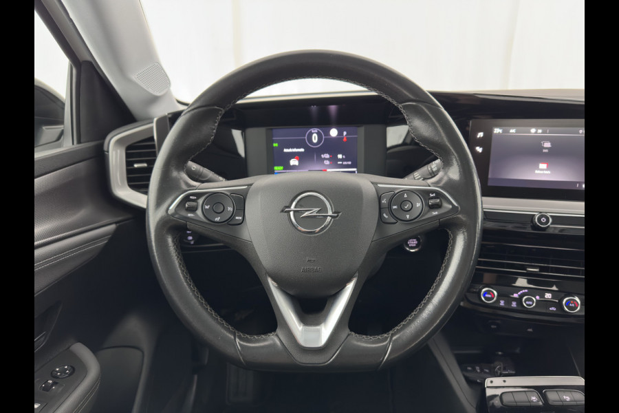Opel Mokka-e Elegance 50-kWh (3-Fase-11kW) {SoH-99%} *DIGI-COCKPIT | FULL-LED | CARPLAY | COMFORTSEATS | CAMERA | KEYLESS | DAB+ | ECC | CRUISE | 17''ALU*