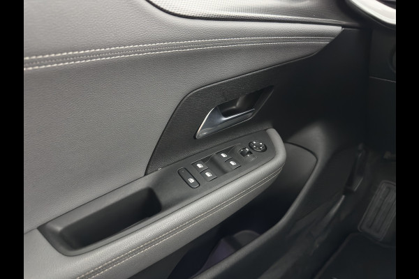 Opel Mokka-e Elegance 50-kWh (3-Fase-11kW) {SoH-99%} *DIGI-COCKPIT | FULL-LED | CARPLAY | COMFORTSEATS | CAMERA | KEYLESS | DAB+ | ECC | CRUISE | 17''ALU*