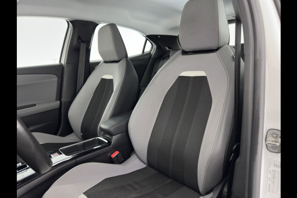 Opel Mokka-e Elegance 50-kWh (3-Fase-11kW) {SoH-99%} *DIGI-COCKPIT | FULL-LED | CARPLAY | COMFORTSEATS | CAMERA | KEYLESS | DAB+ | ECC | CRUISE | 17''ALU*