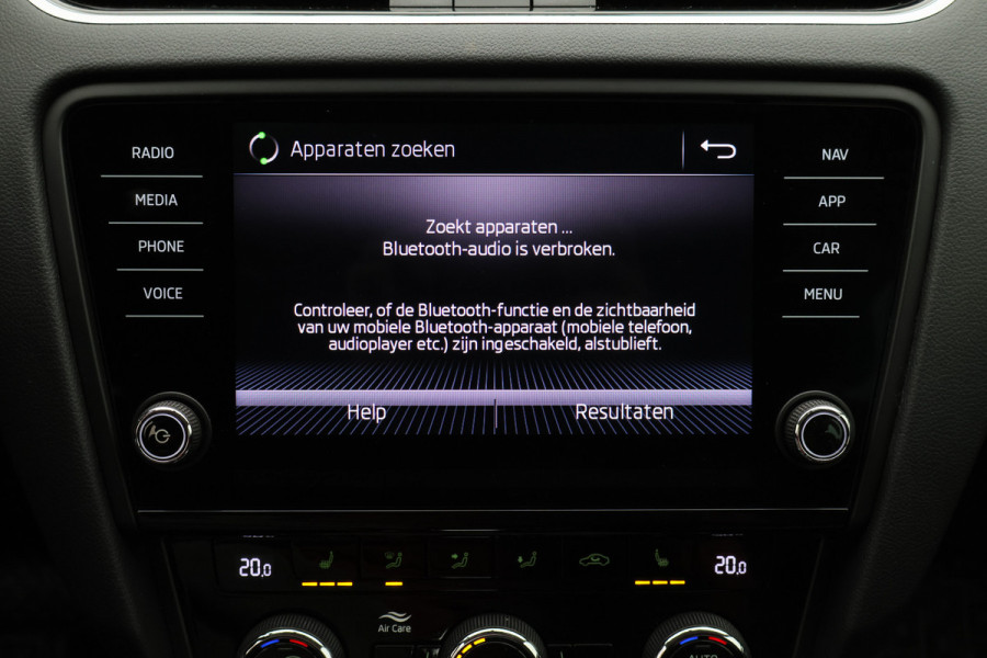 Škoda Octavia Combi 1.5 TSI DSG Greentech Business Edition Camera, Apple Carplay, Trekhaak, Climate, Stoelverwarming, PDC
