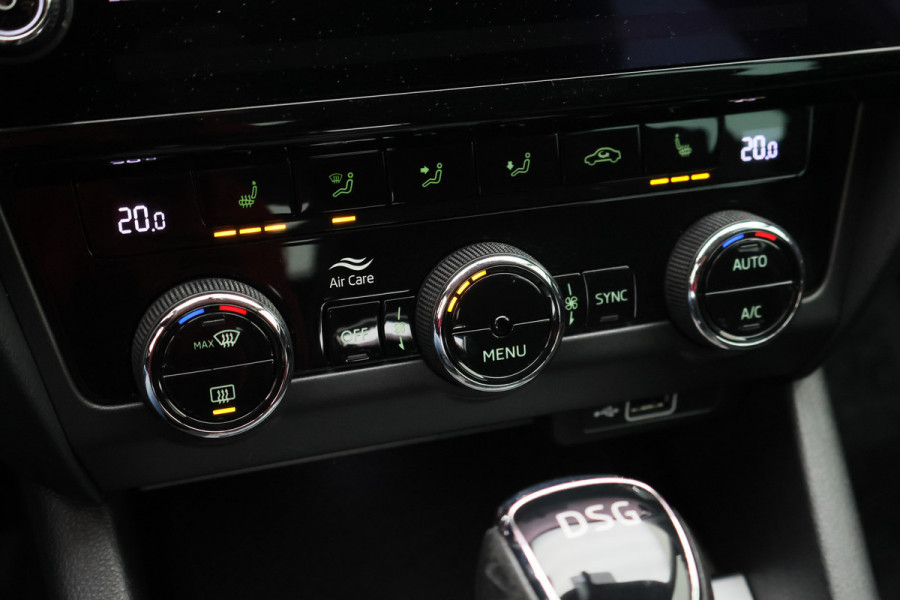 Škoda Octavia Combi 1.5 TSI DSG Greentech Business Edition Camera, Apple Carplay, Trekhaak, Climate, Stoelverwarming, PDC