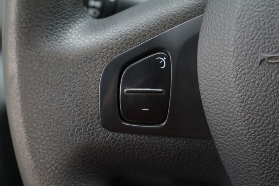 Renault Trafic 2.0 dCi 120 T29 L2H1 Générique Camera, Apple Carplay, LED, Cruise, PDC