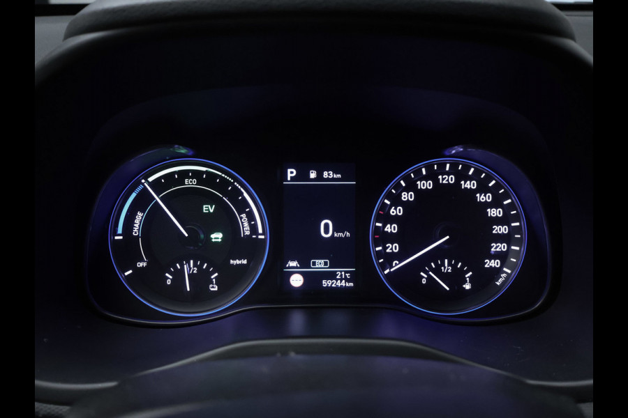 Hyundai Kona 1.6 GDI HEV Fashion Sport (APPLE CARPLAY,HEAD-UP DISPLAY,NAVI,CAMERA,PDC,CRUISE,GETINT,LED,SPORTSTOELEN,LM VELGEN)