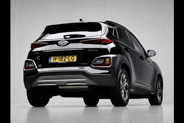 Hyundai Kona 1.6 GDI HEV Fashion Sport (APPLE CARPLAY,HEAD-UP DISPLAY,NAVI,CAMERA,PDC,CRUISE,GETINT,LED,SPORTSTOELEN,LM VELGEN)