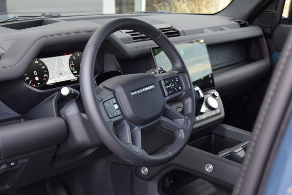Land Rover Defender 110 2.0 P300e 110 X-Dynamic SE