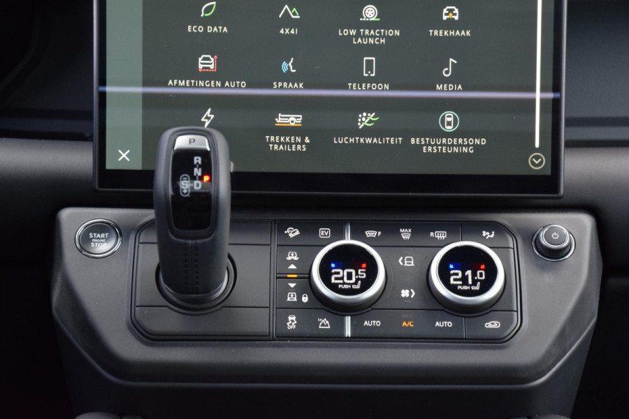 Land Rover Defender 110 2.0 P300e 110 X-Dynamic SE