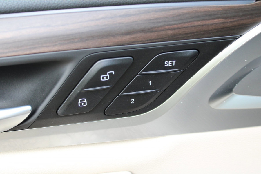 BMW iX3 High Executive 80 kWh/pano/Mpakket