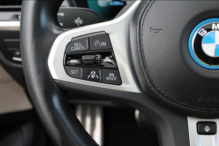 BMW iX3 High Executive 80 kWh/pano/Mpakket