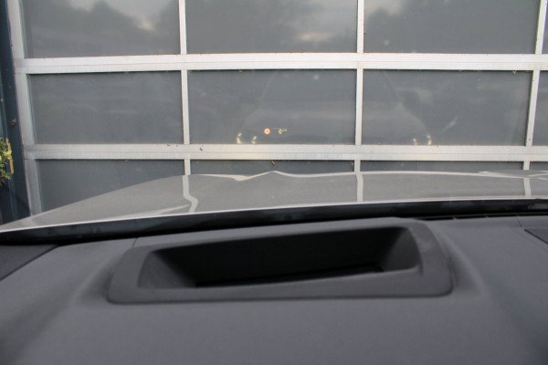 BMW iX3 High Executive 80 kWh/pano/Mpakket
