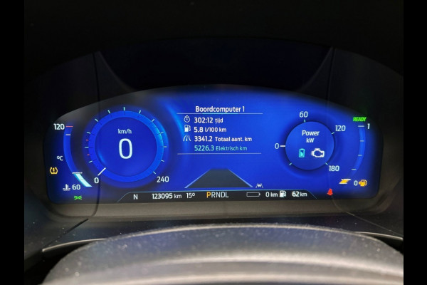 Ford Kuga 2.5 PHEV Titanium