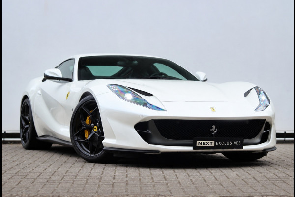Ferrari 812 6.5 V12 Superfast HELE | Bianco Italia | Lift | Passenger Display | Carbon LED