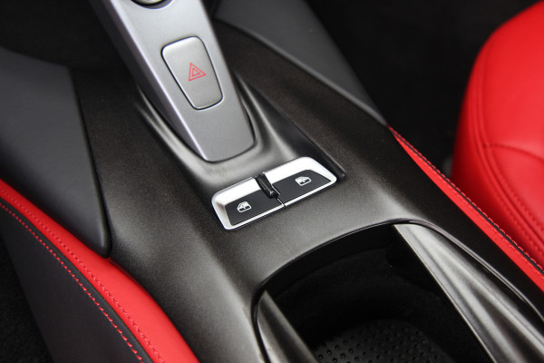 Ferrari 812 6.5 V12 Superfast HELE | Bianco Italia | Lift | Passenger Display | Carbon LED