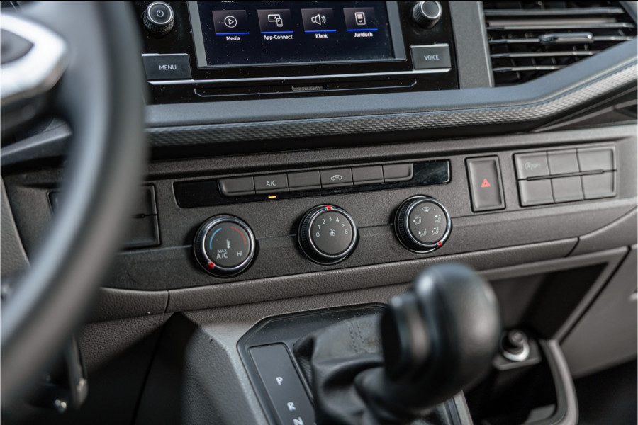 Volkswagen Transporter T6.1 2.0 TDI L2H1 DC 4Motion | Dubbel cabine | 5-zitter | Bi-Xenon | CarPlay | Camera | Navigatie | MF Stuur | Trekhaak | DAB | Cruise control
