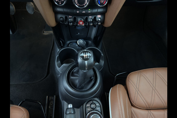 MINI 5-deurs 1.5 One Business Edition (Facelift-Life Cycle Impulse 2) (INCL-BTW) *LEATHER | SPORTSEATS | FULL-LED | DIGI-COCKPIT | AMBIENTLIGHT | NAVI-FULLMAP | DAB | AIRCO | KEYLESS | PDC | 16''ALU*