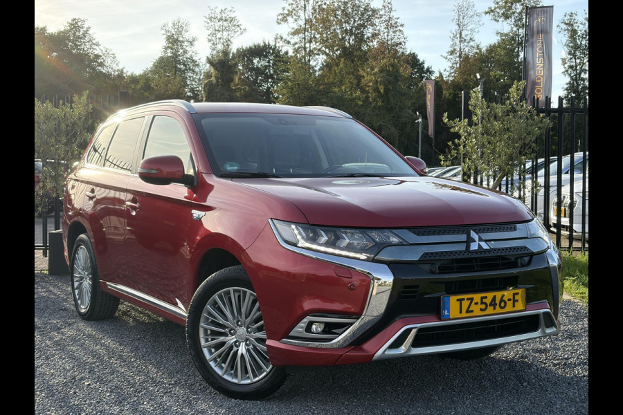 Mitsubishi Outlander 2.4 PHEV Intense ✓1e Eigenaar✓Trakhaak✓Carplay✓Camera✓Alcantara-Leder✓Stoelverw-Stoelverkoeling✓Clima✓Cruise✓Pdc V+A✓Keyless✓Net beurt gehad✓18" Lmv✓N.A.P✓Apk tot 10-2027