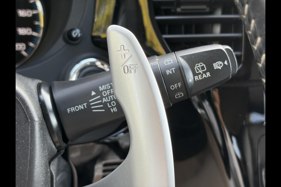 Mitsubishi Outlander 2.4 PHEV Intense ✓1e Eigenaar✓Trakhaak✓Carplay✓Camera✓Alcantara-Leder✓Stoelverw-Stoelverkoeling✓Clima✓Cruise✓Pdc V+A✓Keyless✓Net beurt gehad✓18" Lmv✓N.A.P✓Apk tot 10-2027