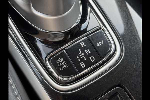 Mitsubishi Outlander 2.4 PHEV Intense ✓1e Eigenaar✓Trakhaak✓Carplay✓Camera✓Alcantara-Leder✓Stoelverw-Stoelverkoeling✓Clima✓Cruise✓Pdc V+A✓Keyless✓Net beurt gehad✓18" Lmv✓N.A.P✓Apk tot 10-2027