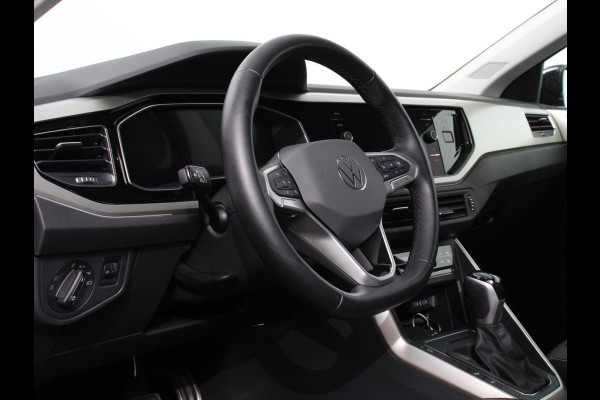 Volkswagen Polo 1.0 TSI Automaat Move Navigatie Apple Carplay/Android Auto Airco Digitale Cockpit Adaptive Cruise Control Lichtmetalen Velgen Parkeer sensoren V+A Stoelverwarming