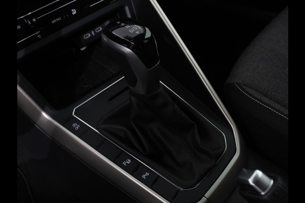 Volkswagen Polo 1.0 TSI Automaat Move Navigatie Apple Carplay/Android Auto Airco Digitale Cockpit Adaptive Cruise Control Lichtmetalen Velgen Parkeer sensoren V+A Stoelverwarming