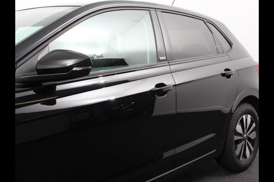 Volkswagen Polo 1.0 TSI Automaat Move Navigatie Apple Carplay/Android Auto Airco Digitale Cockpit Adaptive Cruise Control Lichtmetalen Velgen Parkeer sensoren V+A Stoelverwarming