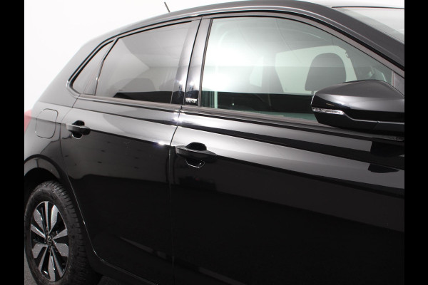 Volkswagen Polo 1.0 TSI Automaat Move Navigatie Apple Carplay/Android Auto Airco Digitale Cockpit Adaptive Cruise Control Lichtmetalen Velgen Parkeer sensoren V+A Stoelverwarming