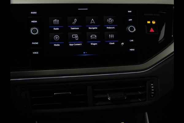 Volkswagen Polo 1.0 TSI Automaat Move Navigatie Apple Carplay/Android Auto Airco Digitale Cockpit Adaptive Cruise Control Lichtmetalen Velgen Parkeer sensoren V+A Stoelverwarming