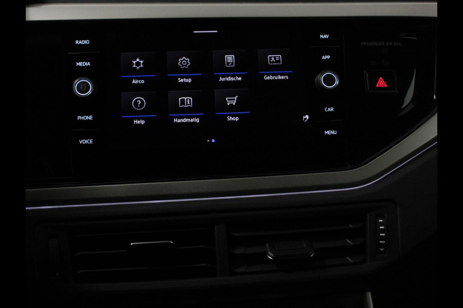 Volkswagen Polo 1.0 TSI Automaat Move Navigatie Apple Carplay/Android Auto Airco Digitale Cockpit Adaptive Cruise Control Lichtmetalen Velgen Parkeer sensoren V+A Stoelverwarming