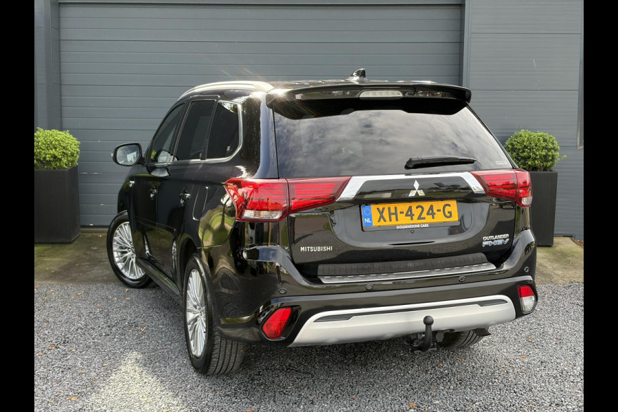 Mitsubishi Outlander 2.4 PHEV Instyle ✓360° Camera✓2e Eigenaar✓Carplay✓Pano✓Navi✓Leder✓Keyless✓Stoelverw✓Stoelverkoeling✓Stuurverw✓Pdc V+A✓Lm velgen✓Net beurt gehad✓Rijstrooksensor✓Dodehoeksenor✓N.A.P✓Apk tot 11-2027