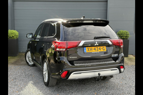 Mitsubishi Outlander 2.4 PHEV Instyle ✓360° Camera✓2e Eigenaar✓Carplay✓Pano✓Navi✓Leder✓Keyless✓Stoelverw✓Stoelverkoeling✓Stuurverw✓Pdc V+A✓Lm velgen✓Net beurt gehad✓Rijstrooksensor✓Dodehoeksenor✓N.A.P✓Apk tot 11-2027