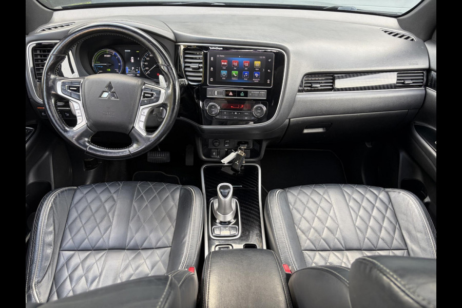 Mitsubishi Outlander 2.4 PHEV Instyle ✓360° Camera✓2e Eigenaar✓Carplay✓Pano✓Navi✓Leder✓Keyless✓Stoelverw✓Stoelverkoeling✓Stuurverw✓Pdc V+A✓Lm velgen✓Net beurt gehad✓Rijstrooksensor✓Dodehoeksenor✓N.A.P✓Apk tot 11-2027