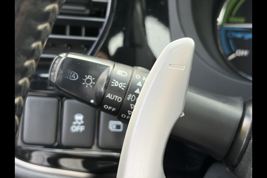 Mitsubishi Outlander 2.4 PHEV Instyle ✓360° Camera✓2e Eigenaar✓Carplay✓Pano✓Navi✓Leder✓Keyless✓Stoelverw✓Stoelverkoeling✓Stuurverw✓Pdc V+A✓Lm velgen✓Net beurt gehad✓Rijstrooksensor✓Dodehoeksenor✓N.A.P✓Apk tot 11-2027