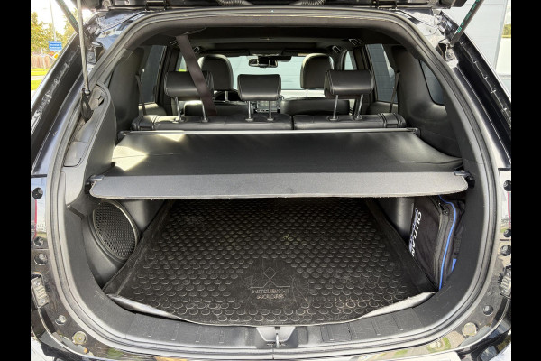Mitsubishi Outlander 2.4 PHEV Instyle ✓360° Camera✓2e Eigenaar✓Carplay✓Pano✓Navi✓Leder✓Keyless✓Stoelverw✓Stoelverkoeling✓Stuurverw✓Pdc V+A✓Lm velgen✓Net beurt gehad✓Rijstrooksensor✓Dodehoeksenor✓N.A.P✓Apk tot 11-2027