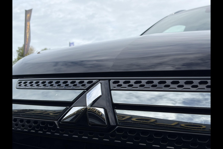 Mitsubishi Outlander 2.4 PHEV Instyle ✓360° Camera✓2e Eigenaar✓Carplay✓Pano✓Navi✓Leder✓Keyless✓Stoelverw✓Stoelverkoeling✓Stuurverw✓Pdc V+A✓Lm velgen✓Net beurt gehad✓Rijstrooksensor✓Dodehoeksenor✓N.A.P✓Apk tot 11-2027
